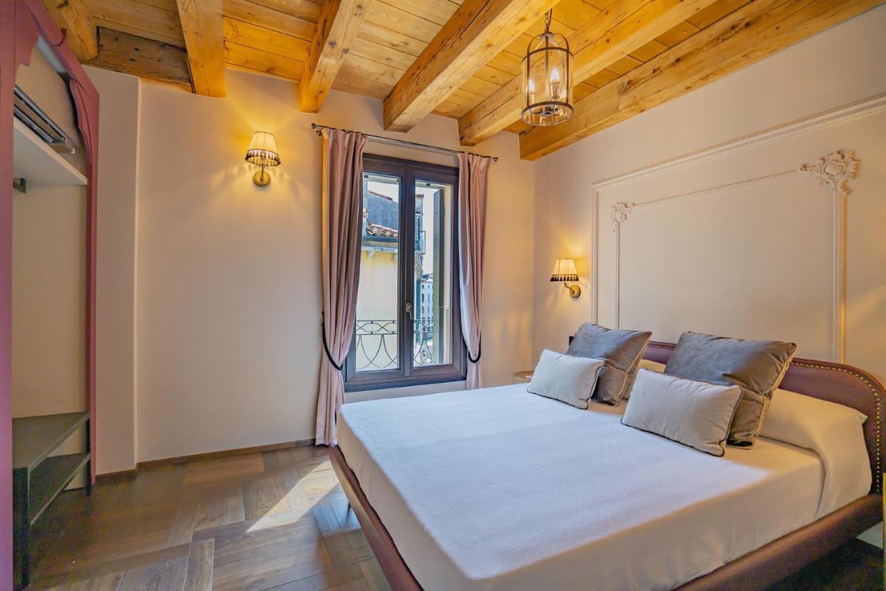 Corte Rubbi 8 Luxury Two-Bedroom Apartment -Dimora Italia - เวนิส ภายนอก รูปภาพ