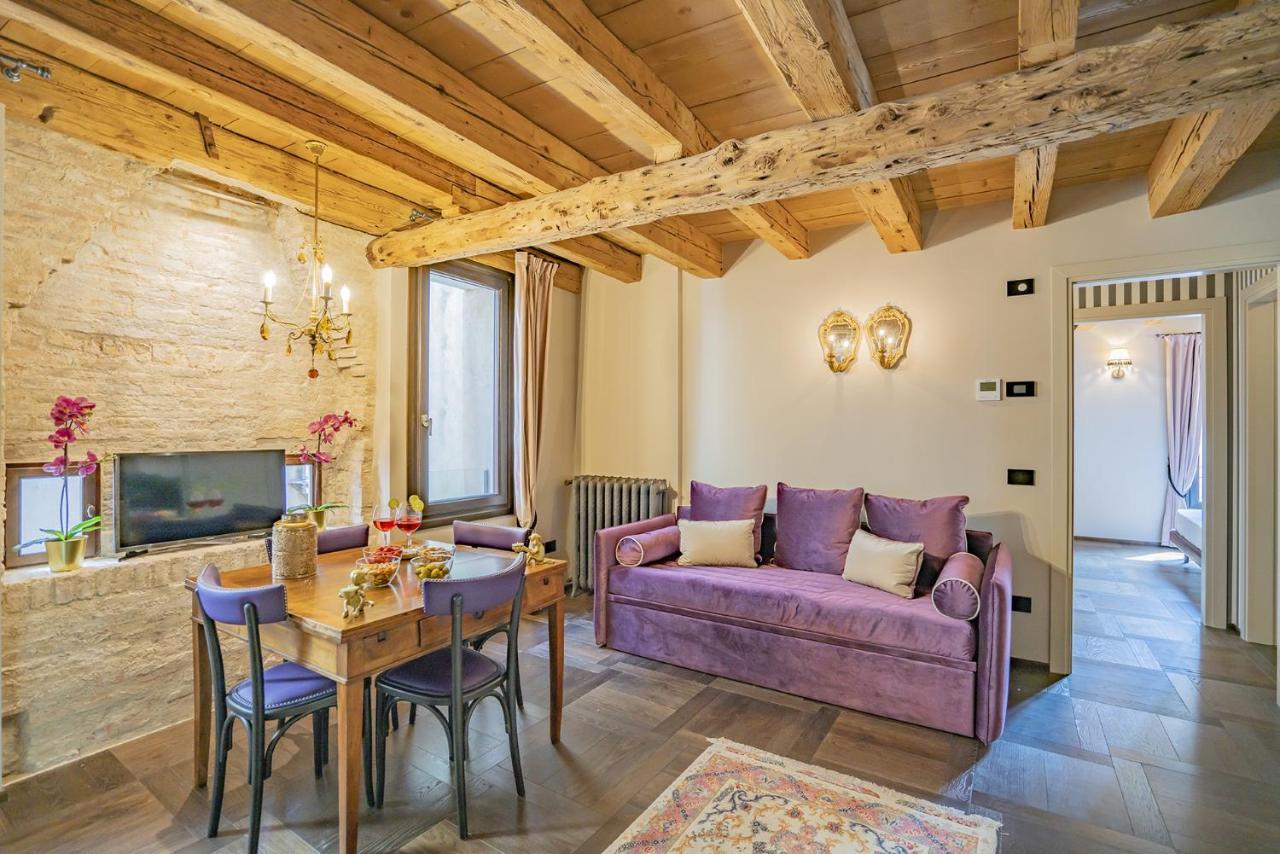 Corte Rubbi 8 Luxury Two-Bedroom Apartment -Dimora Italia - เวนิส ภายนอก รูปภาพ