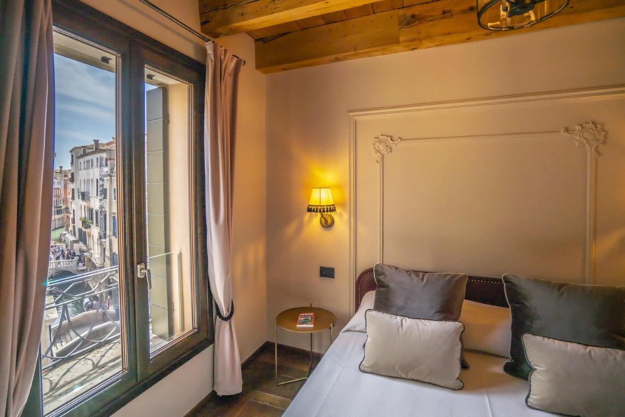 Corte Rubbi 8 Luxury Two-Bedroom Apartment -Dimora Italia - เวนิส ภายนอก รูปภาพ