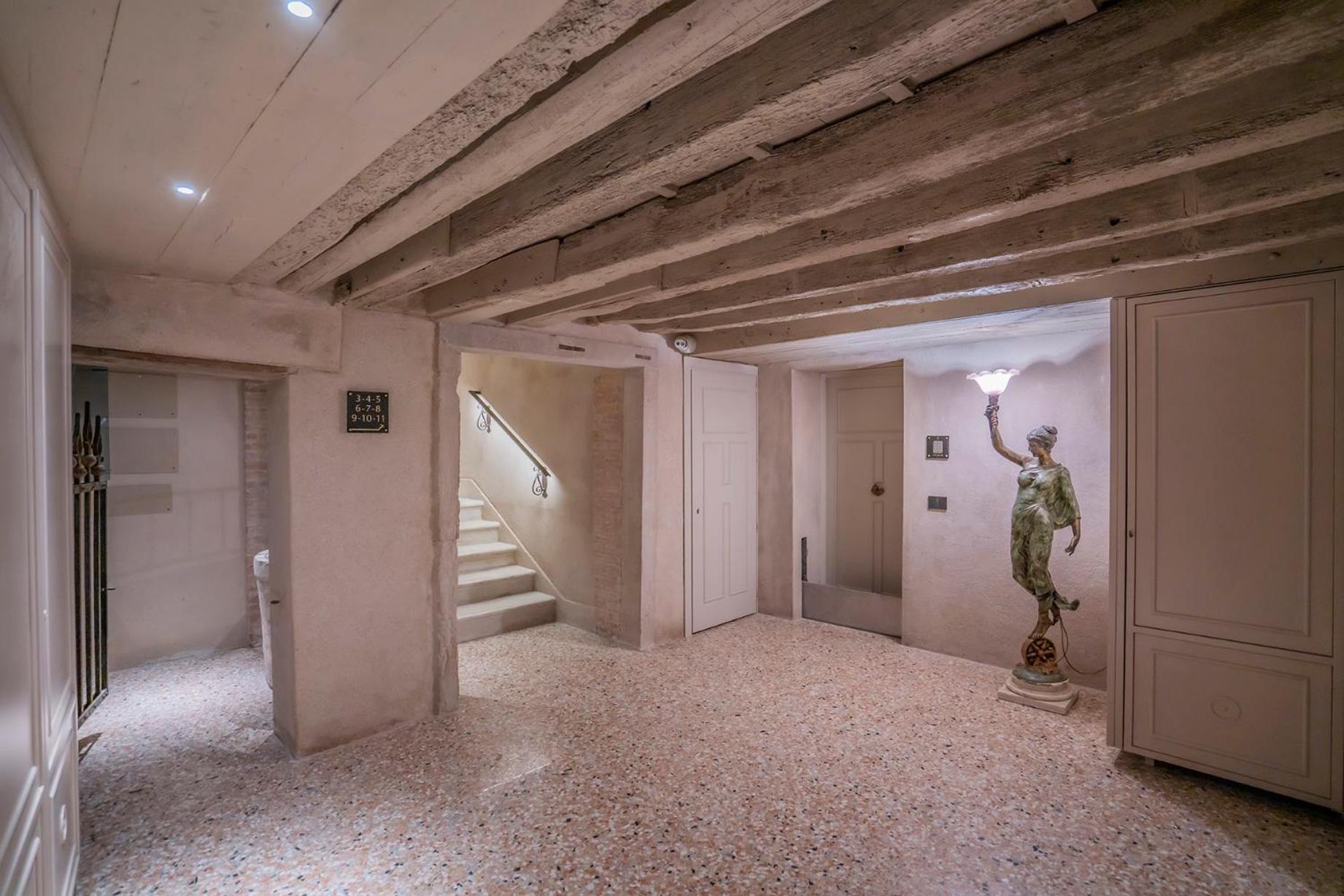 Corte Rubbi 8 Luxury Two-Bedroom Apartment -Dimora Italia - เวนิส ภายนอก รูปภาพ